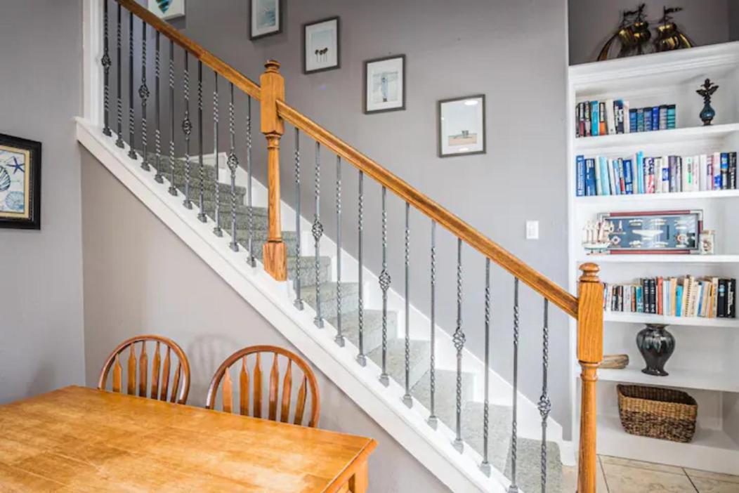 7 Bedroom Home Steps To The Beach With 4 Patios And Pool! Sleeps 20 Port Aransas Extérieur photo