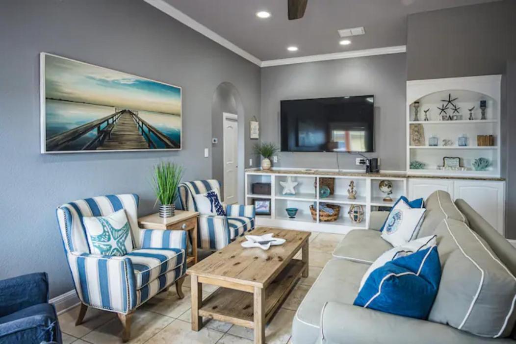 7 Bedroom Home Steps To The Beach With 4 Patios And Pool! Sleeps 20 Port Aransas Extérieur photo