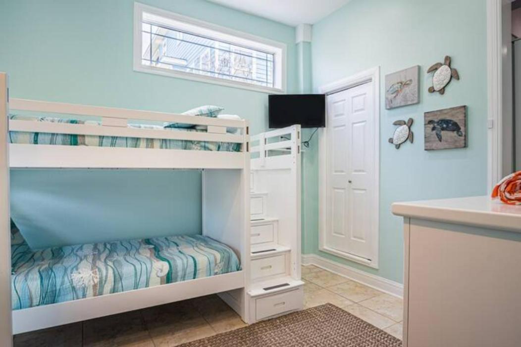 7 Bedroom Home Steps To The Beach With 4 Patios And Pool! Sleeps 20 Port Aransas Extérieur photo