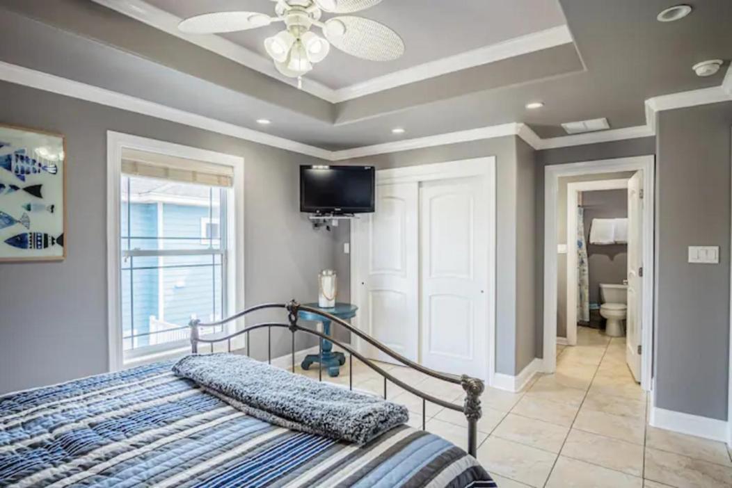 7 Bedroom Home Steps To The Beach With 4 Patios And Pool! Sleeps 20 Port Aransas Extérieur photo