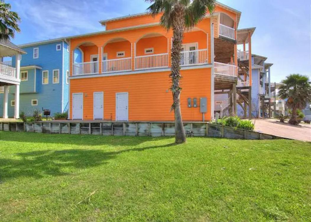 7 Bedroom Home Steps To The Beach With 4 Patios And Pool! Sleeps 20 Port Aransas Extérieur photo